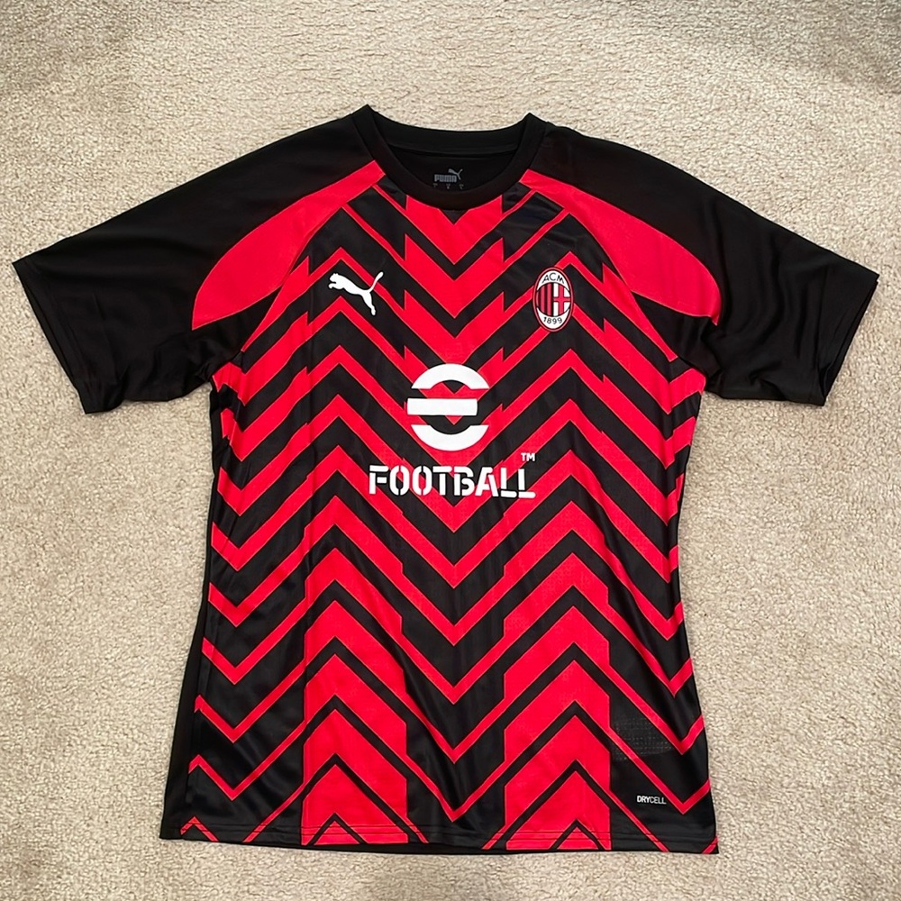 Puma AC Milan Pre Match Training Jersey 23/24 Red men size L NWT